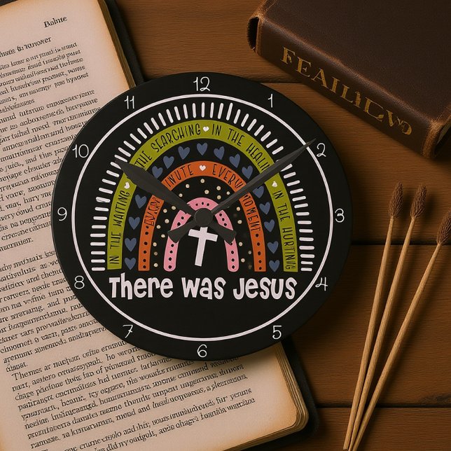 There Was Jesus Rainbow Graphic Rund Klocka (Skapare uppladdad)