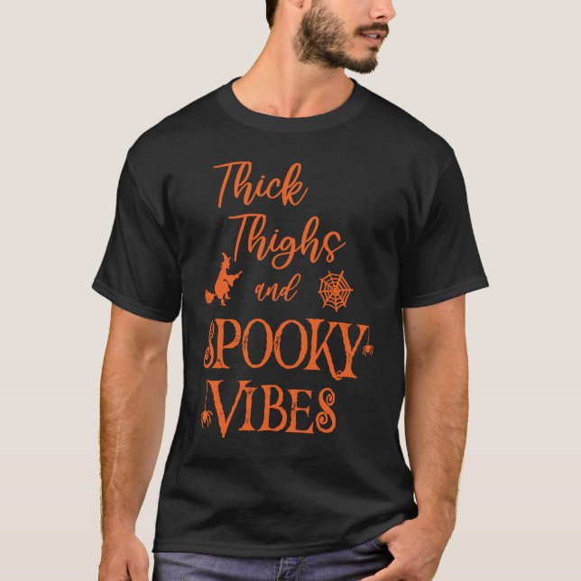 Thick Thighs and Spooky Vibes  Halloween Gym Worko T Shirt (Framsida)