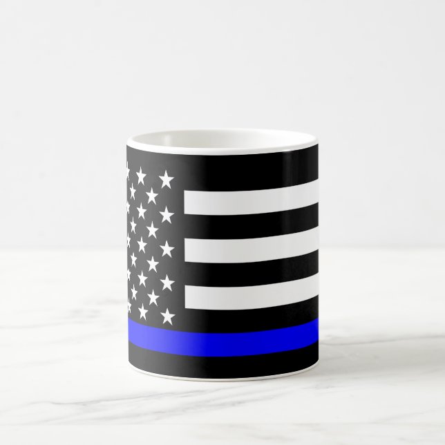 Thin Blue Line American Flagga Black and White Kaffemugg (Center)