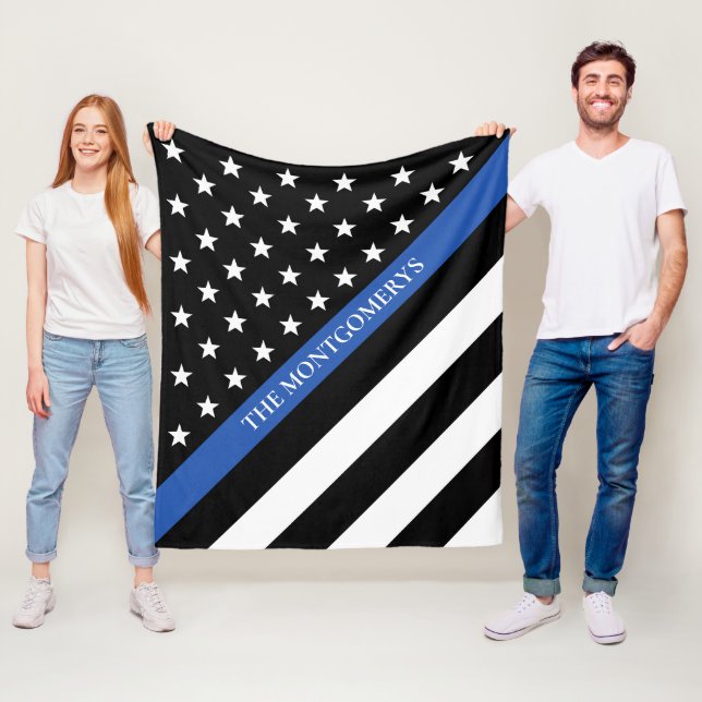 Thin Blue Line Police Flagga Monogram Namn Fleecefilt (På plats)