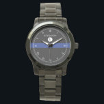 Thin Blue Line Service Watch Armbandsur<br><div class="desc">Ett svart,  vitt,  blått rand-elegant med en plats för din presentmottagares namn och ett första monogram för efternamn. En underbar gåva till alla som är en del av polisstyrkan,  som för närvarande tjänstgör eller går i pension.</div>