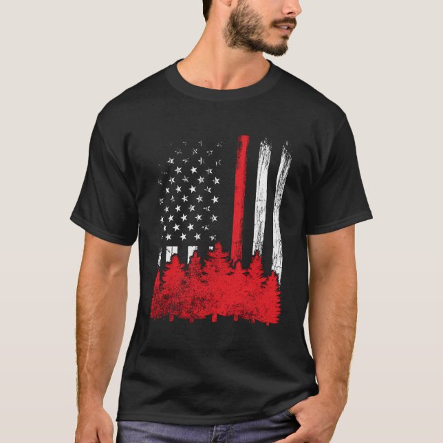 Thin Red Line American Flagga Wildland Firefighter T Shirt (Framsida)