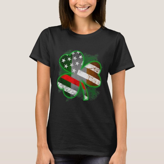 Thin Red Line St patricks day Honoring Firefighter T Shirt (Framsida)
