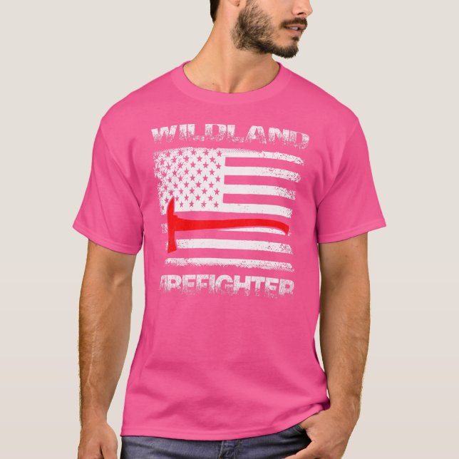 Thin Red Line Wildland Firefighter American Flagga T Shirt (Framsida)