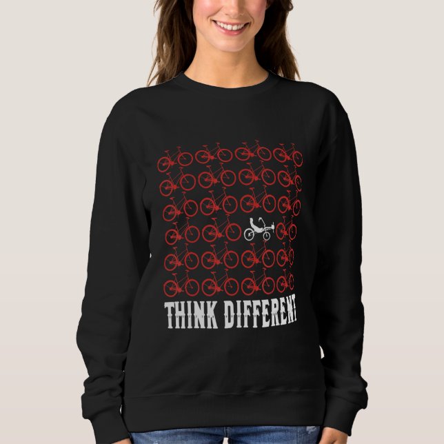 Think Different Funny Bike T Shirt (Framsida)