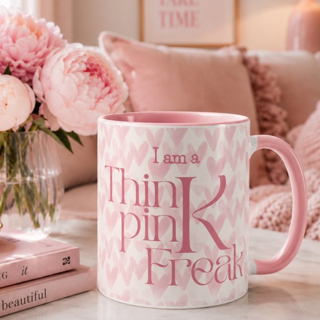 Think Pink Hearts mönster monogram Mugg (Skapare uppladdad)