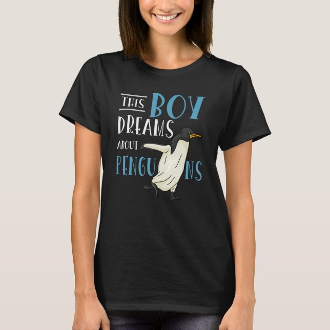This Boy Dreams About Penguins For Penguin T Shirt (Framsida)