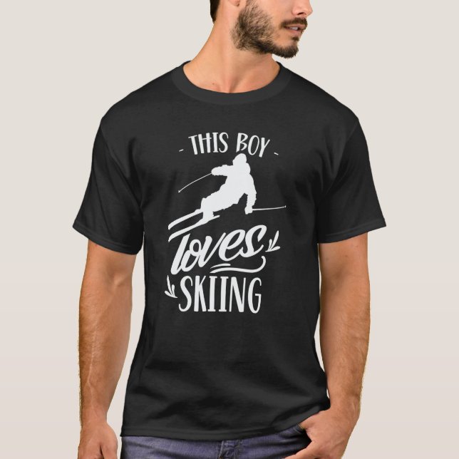 This Boy Loves Skiing Skiers Skier Ski Winter Spor T Shirt (Framsida)