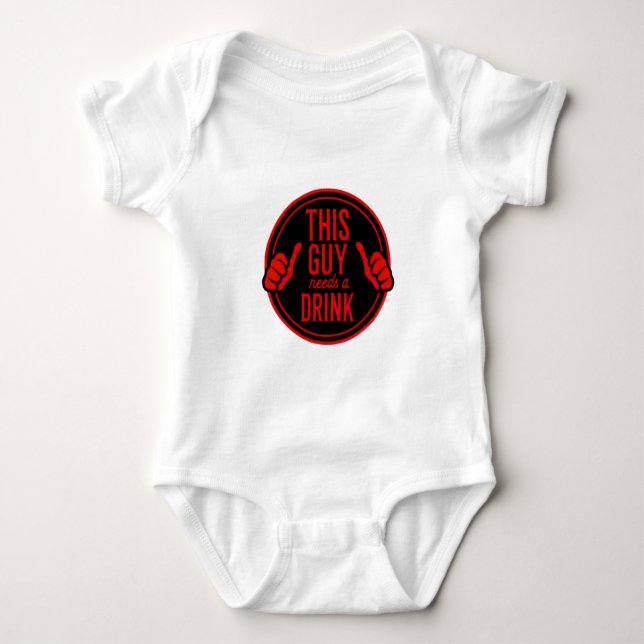 this guy needs a drink t shirt (Framsida)