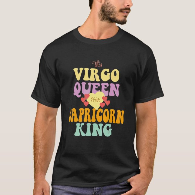 THIS VIRGO QUEEN LOVES HER CAPRICORN KING T SHIRT (Framsida)
