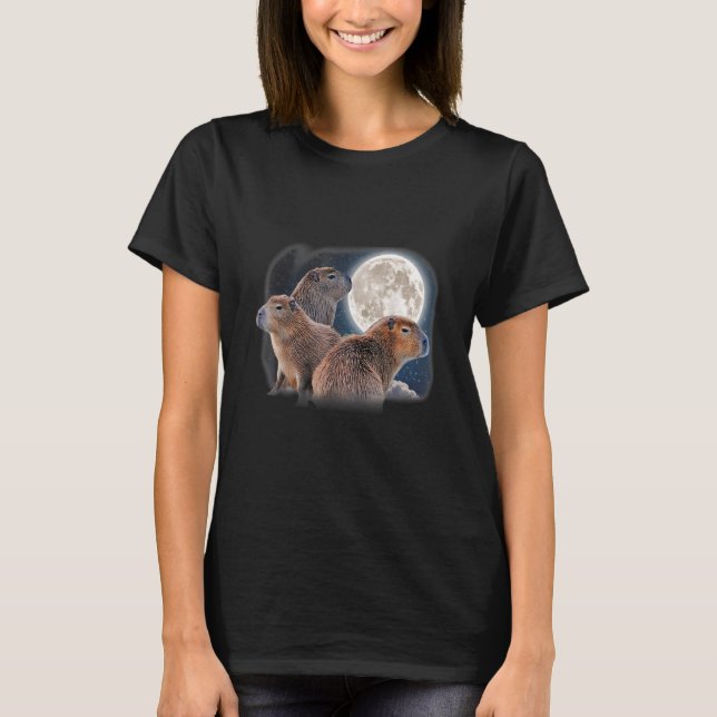 Three Capybaras and Moon Funny Capybara Humor Paro T Shirt (Framsida)