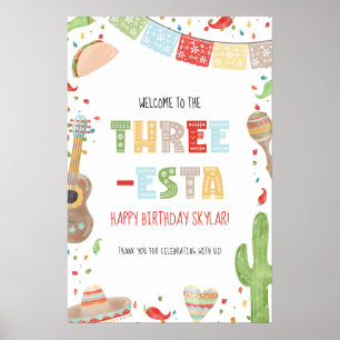 Three-esta 3-års födelsedagsfirande välkomstskylt poster
