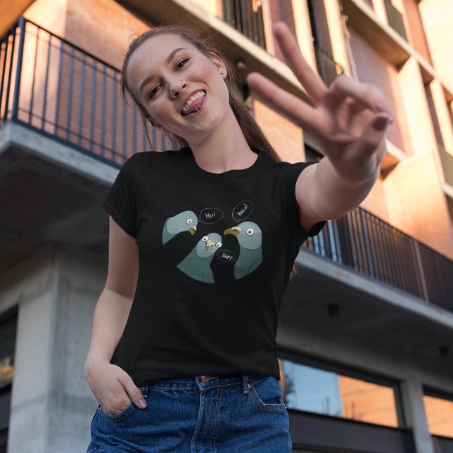 Three Funny Pigeons With Greetings T Shirt (Skapare uppladdad)