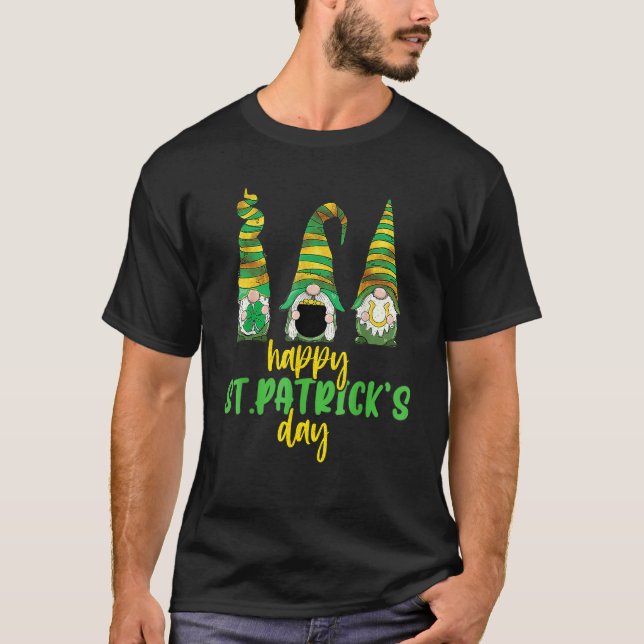 Three Gnomes Shamrock Happy St Patrick's Day Go Lu T Shirt (Framsida)