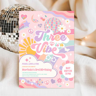 Three Is A Vibe Cloud Rainbow Sun 3-års födelsedag Inbjudningar