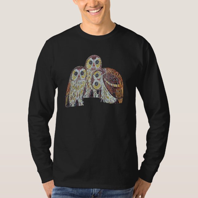 Three Owls Detailed Vector In Nouveau Style T Shirt (Framsida)