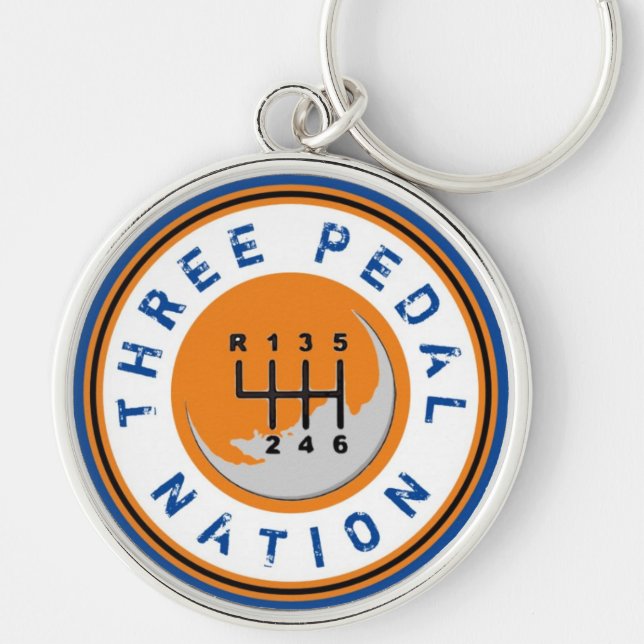 THREE PEDAL NATION Keychain Rund Silverfärgad Nyckelring (Framsidan)
