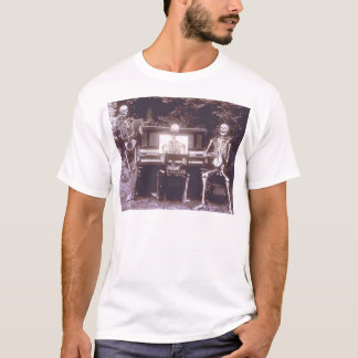 Three Skeletons Playing Music – Antique Macabre Il T Shirt