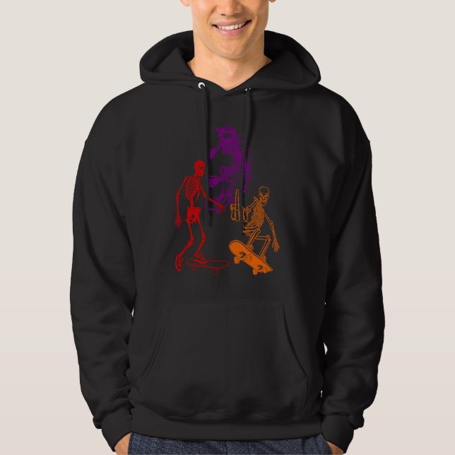 Three Skeletons Skateboarding Halloween Skateboard Hoodie (Framsida)