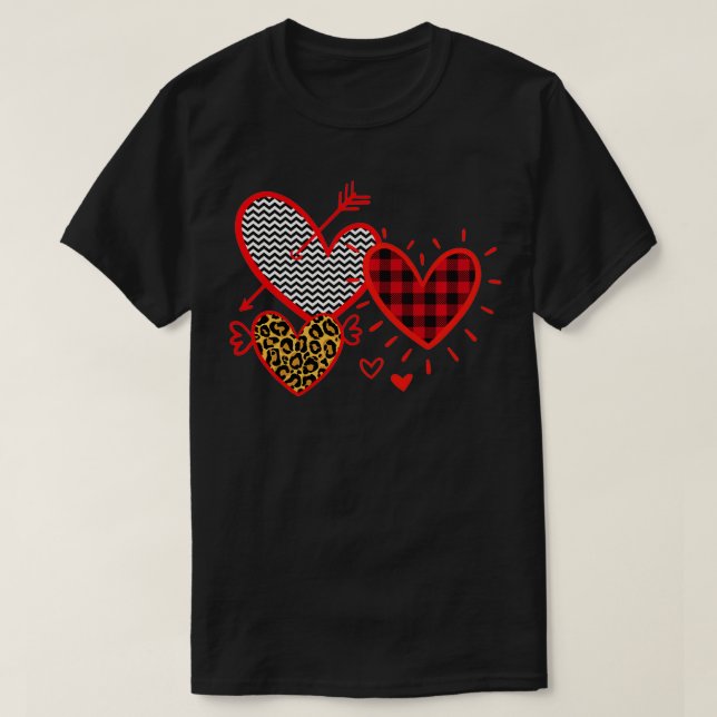Three Valentine's Day Hearts  Plaid Leopard Stripe T Shirt (Design framsida)