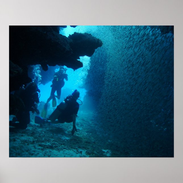 Threes Company Poster (Framsidan)