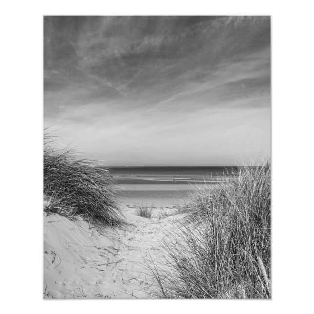 Through the Dunes to the Sea, Holkham Monochrome Fototryck (Framsidan)