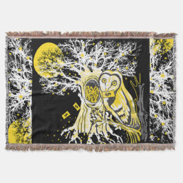 Throw Blanket – Urban Tree Owl & Wealth Surreal  Filt