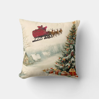 Throw Pillow Christmas is here Kudde