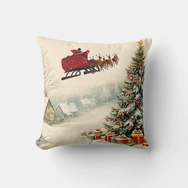 Throw Pillow Christmas is here  Kudde (Framsida)
