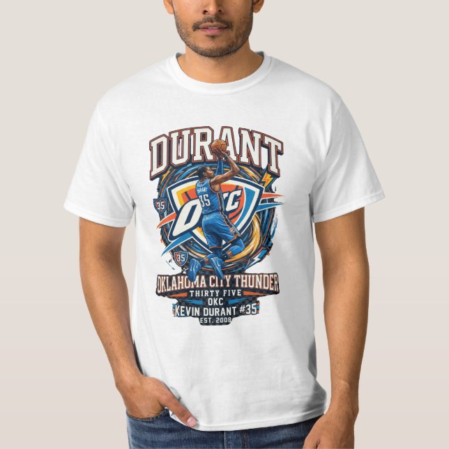 Thunder Strike Scorer Tee | OKC Hoops Inspirerad V (Framsida)