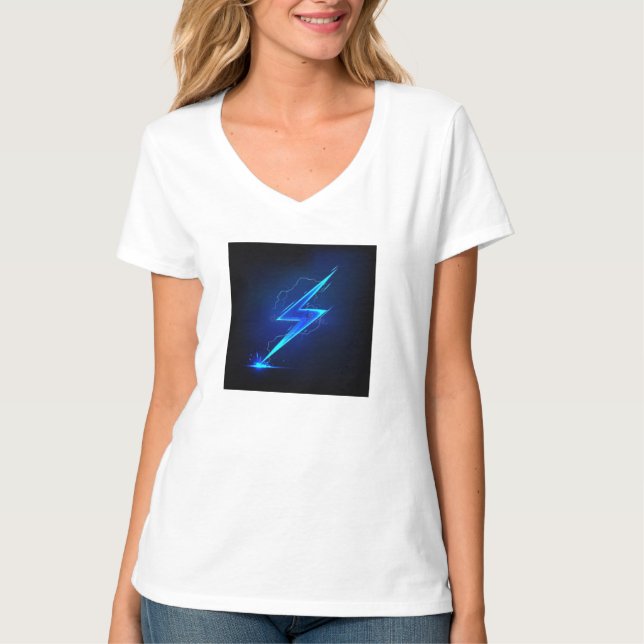 "Thunderaght: Women's White Tee with Thunder Art. (Framsida)