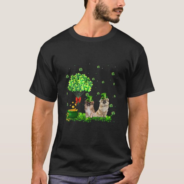 Tibetan Spaniel Dog St. Patrick's Day Cute Shamroc T Shirt (Framsida)