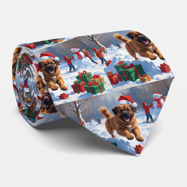 Tibetansk Mastiff springer i snö med julhatt Slips (Rullad)