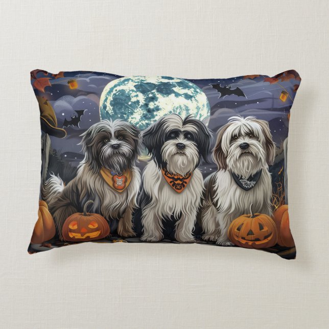 Tibetansk Terrier Halloween Kuslig Prydnadskudde (Baksidan)