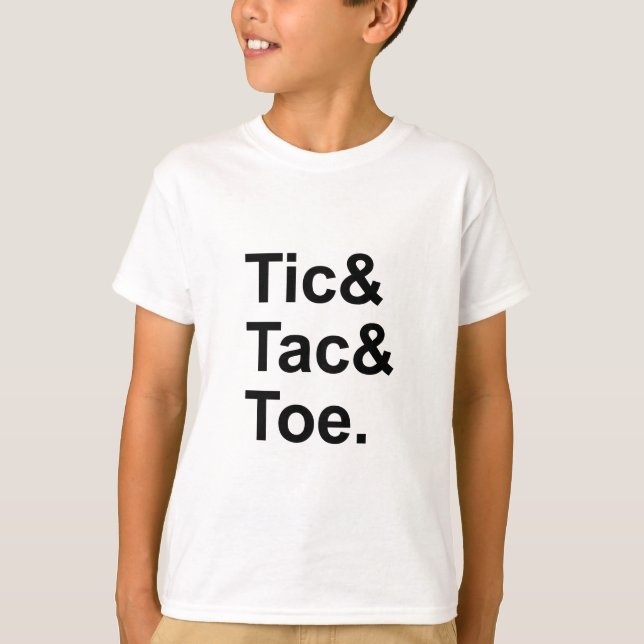 Tic Tac Toe | Roligt papper & pennspel T Shirt (Framsida)