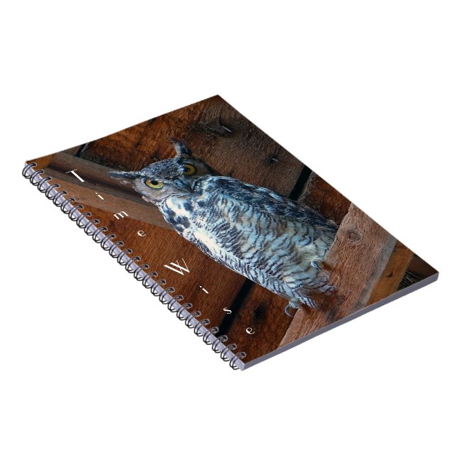 Tid, bärbar dator anteckningsbok med spiral (Högra Sidan)