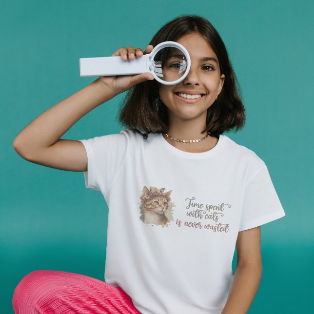 Tid som tillbringats med katter, ruttvattensfärgde t shirt (Skapare uppladdad)