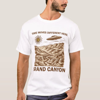 Tiden rör sig annorlunda här – Vintage Sci-Fi Öken T Shirt