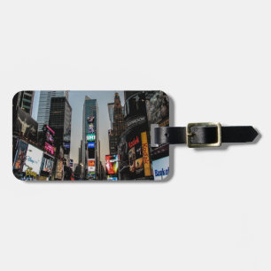 Tider kvadrerar, New York City Bagagebricka