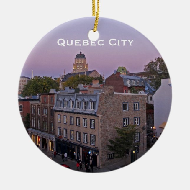 Tidigare Quebec Cityscape Ornament (Framsidan)