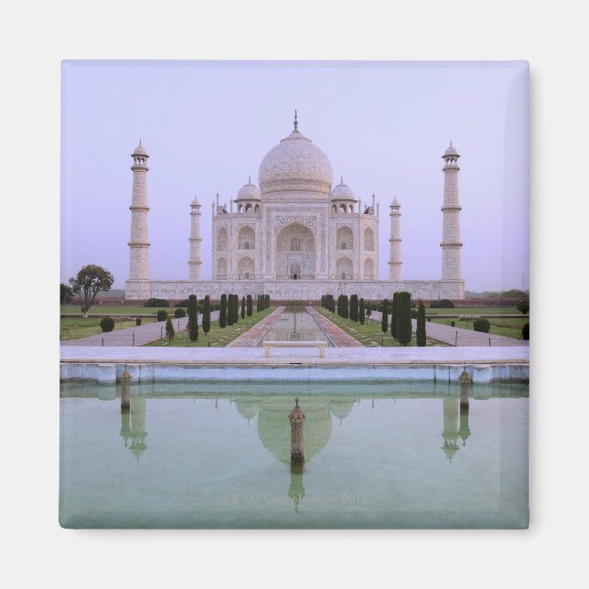 tidigt förmiddagssyn på Taj Mahal speglas i Magnet (Framsidan)