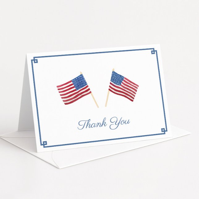 Tidlös akvarell Amerikansk flagga Personlig Tack Kort (Patriotic red white and blue thank you card design featuring USA flags and a smart Greek Key border)