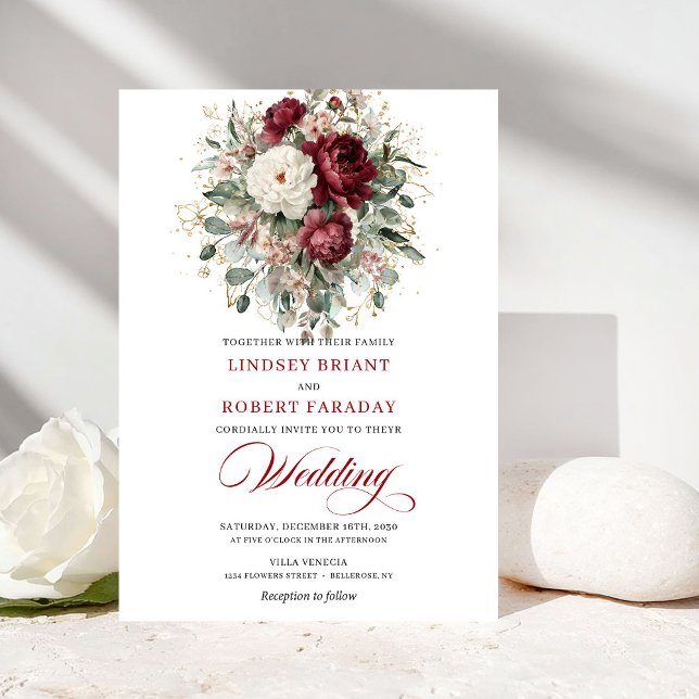 Tidlös Burgundy Vit Blommig Guld Bröllopsinbjudan Inbjudningar (Timeless Burgundy White Floral Gold Wedding Invitation)