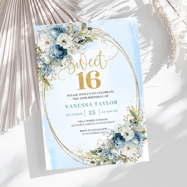 Tidlös dammig blå blomstermönster Sweet 16 födelse Inbjudningar (Timeless Dusty Blue Floral Sweet 16th Birthday Invite)