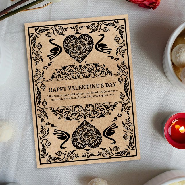 Tidlös Svart Utbroderad Svan Mandala Hjärtan  Julkort (Framed in mandala hearts and floral scrolls, this card whispers of unity and eternal love.)