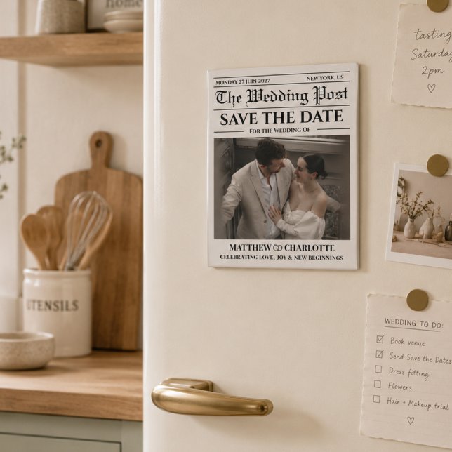 Tidning Spara datum Bröllop  Magnet (Newspaper Wedding Save The Date magnet black and white photo simple elegant modern )