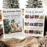 Tidningsår i granskningsfamiljen Fotojul Julkort<br><div class="desc">Vårt år i mallen för granskningskort är perfekten till att det senaste årets högdagrar, minnen och milstolpar med familj och vänner. Designat som ett unikt jullkort i roligten i tidningen "Year in Review" i stil, innehåller det här kortet en samling med dina favoritfoton från din familj. På förstasidan visas en...</div>