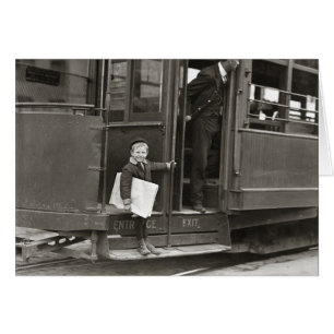 Tidningsförsäljare som åker spårvagn, 1910 hälsningskort