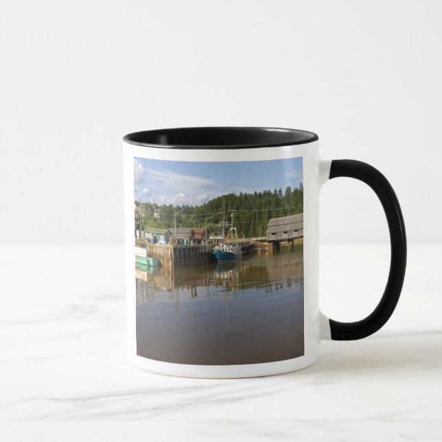 Tidvattnet vid Bay of Fundy i St. Martins, New Mugg (Höger)