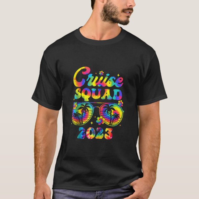 Tie Dye Cruise Squad 2023 Family Vacation Matching T Shirt (Framsida)